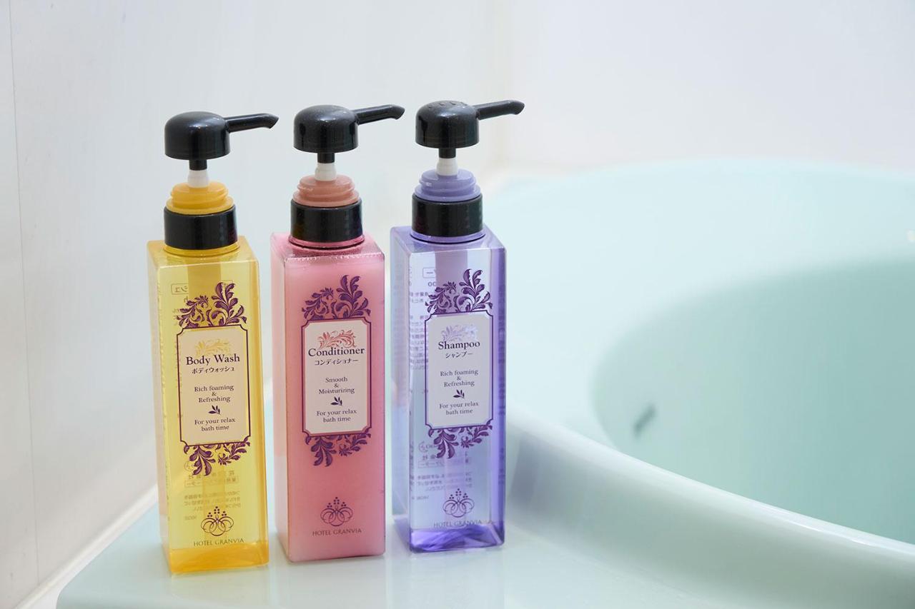 Hotel Granvia Wakayama Exterior photo Bath and body products