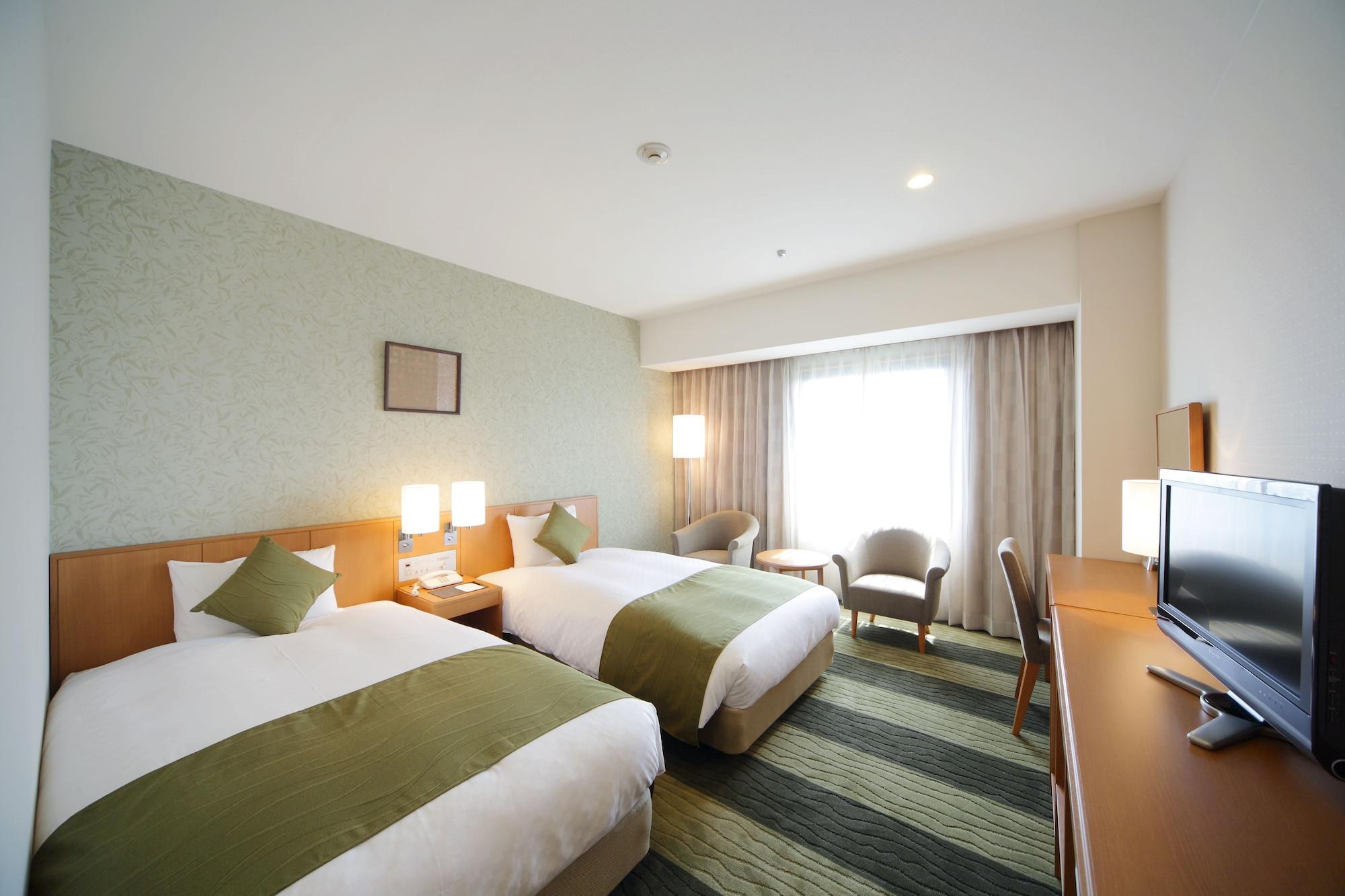 Hotel Granvia Wakayama Exterior photo A room at the hotel